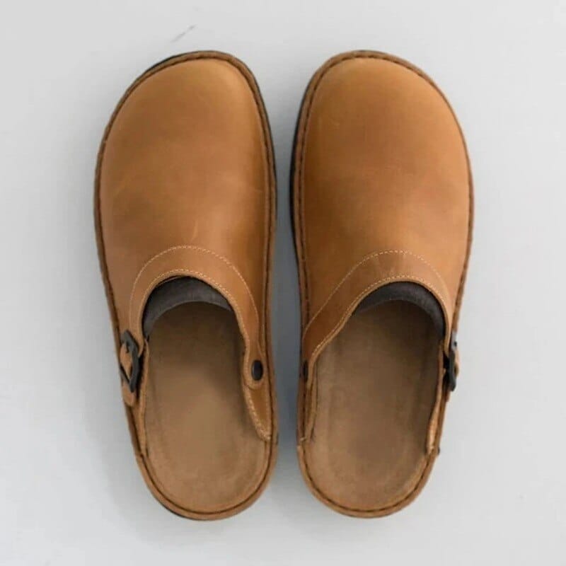 DONACCI Leather Clogs